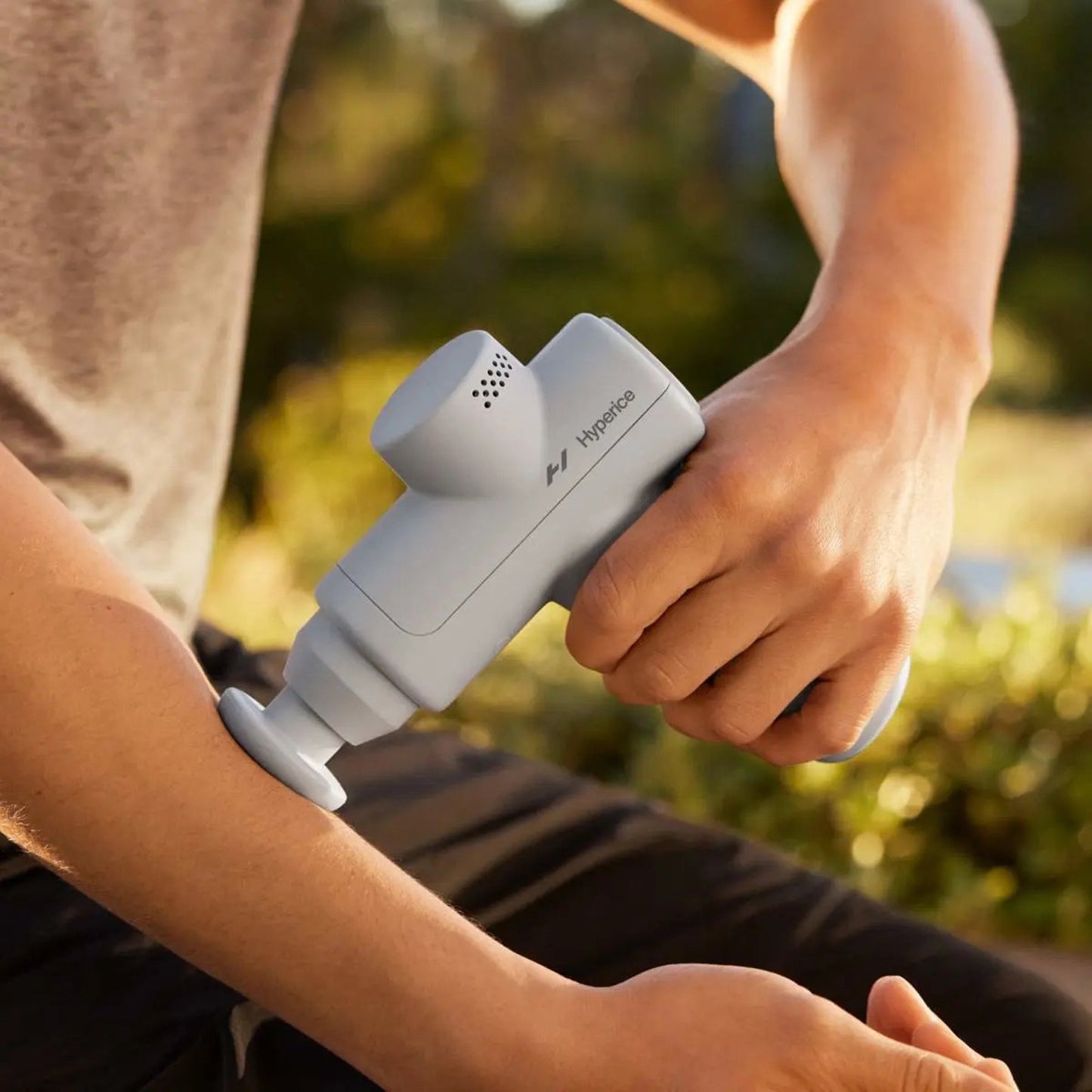 GUN, MASSAGE MINI PERCUSSION DEVICE HYPERVOLT GO 2