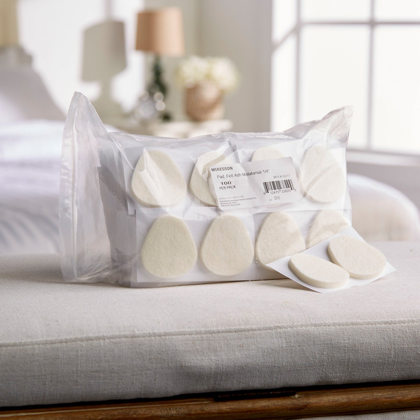 PEDI-PAD, FELT ADH WHT #106-LG"1/4"