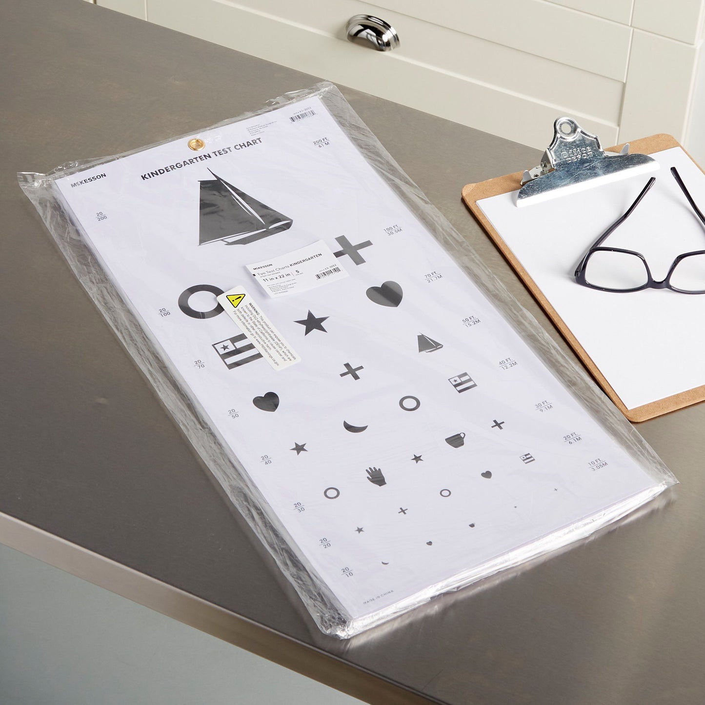 CHART, EYE TEST KINDERGRTN LF20' 22"X11"