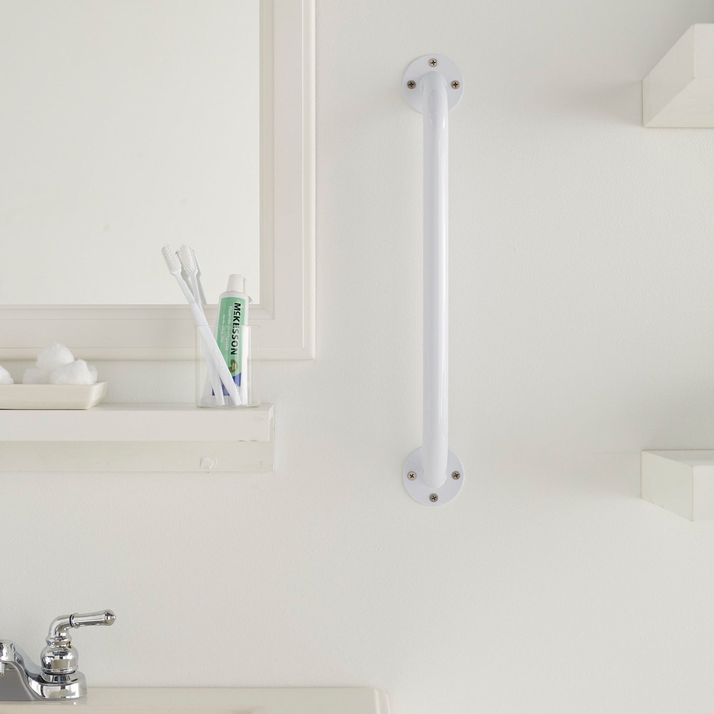 BAR, GRAB MOUNT PDR COATED WHT16"