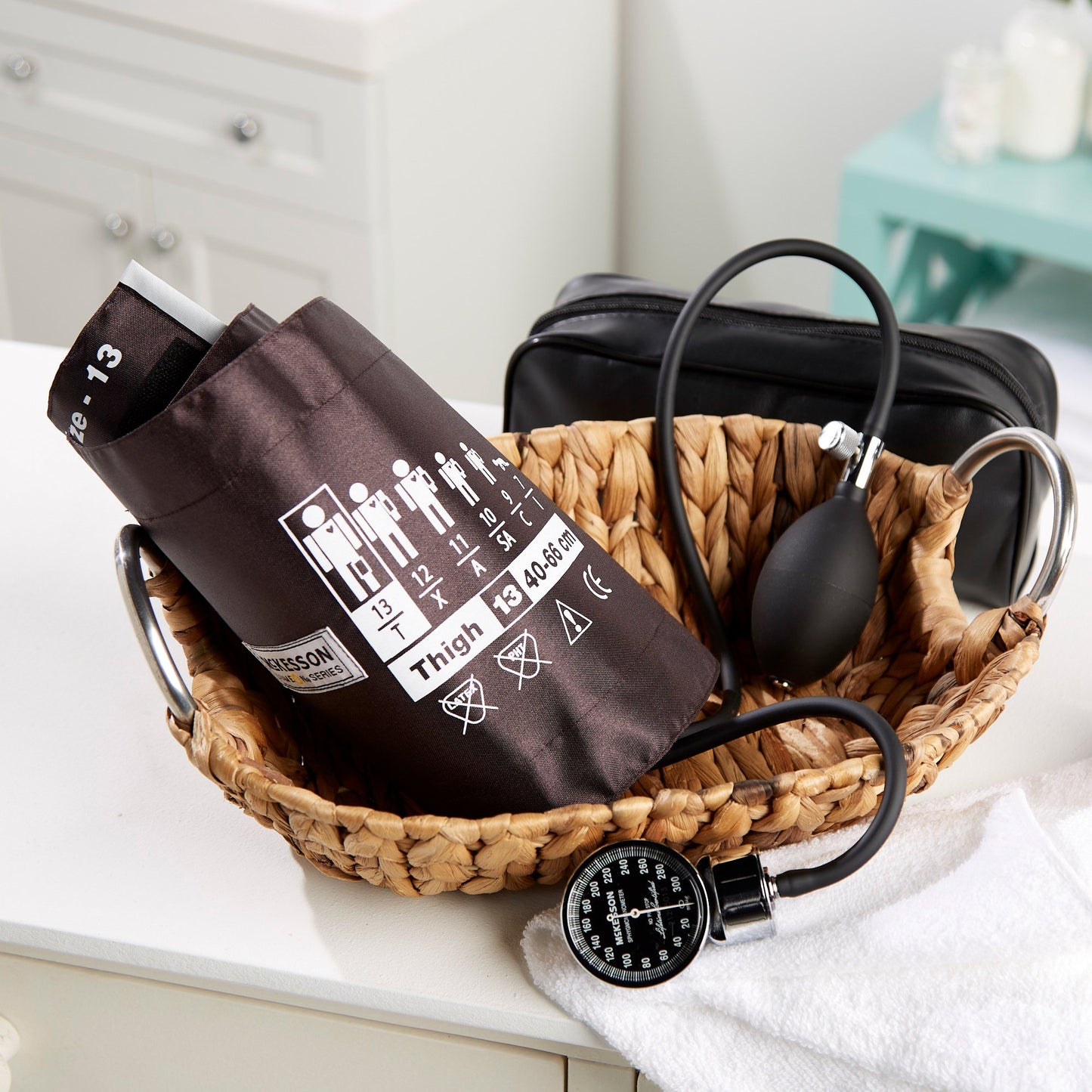 SPHYGMOMANOMETER, ANEROID PROLF THIGH BROWN