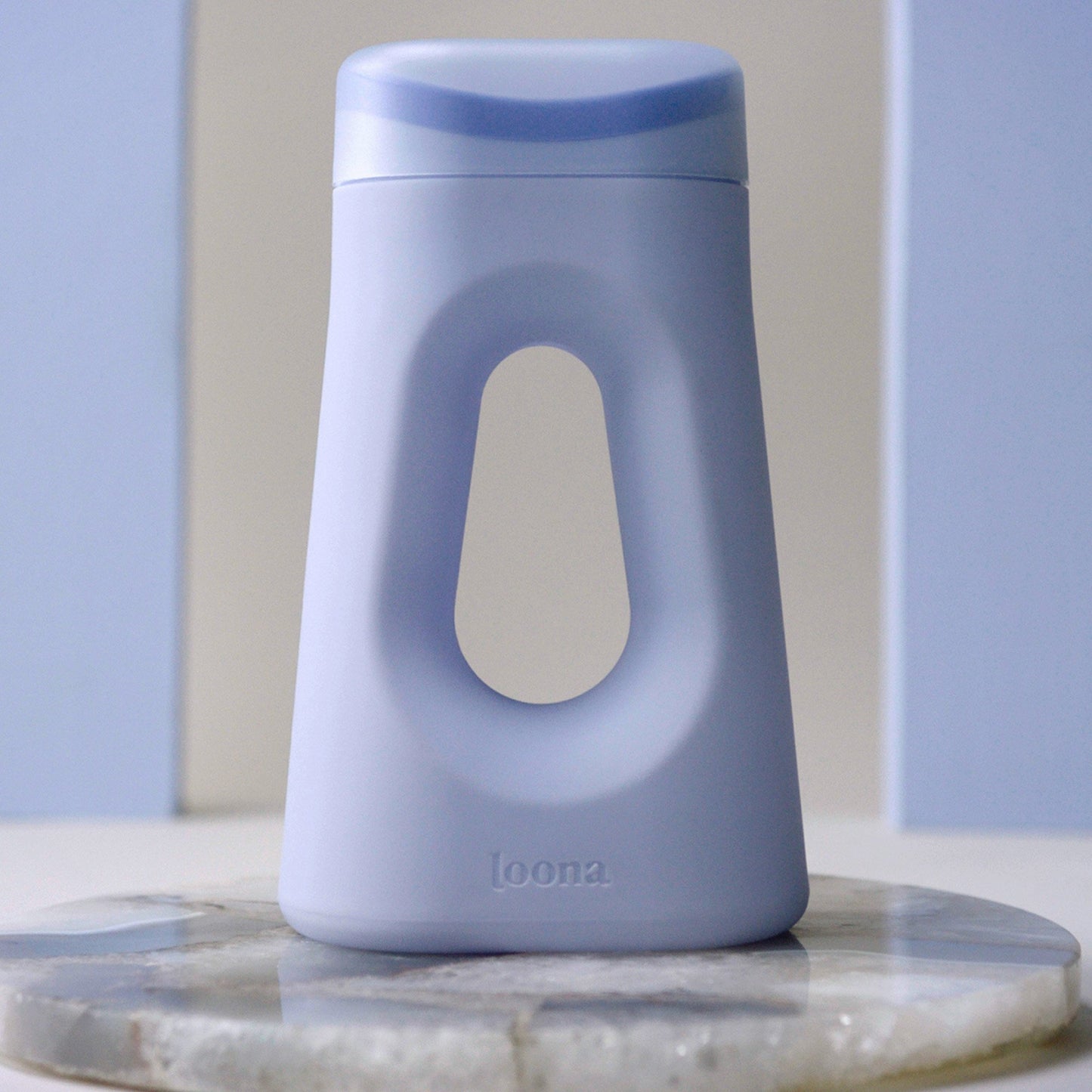 URINAL, PORTABLE F/BEDSIDE & ON-THE-GO LOONA FML BLU