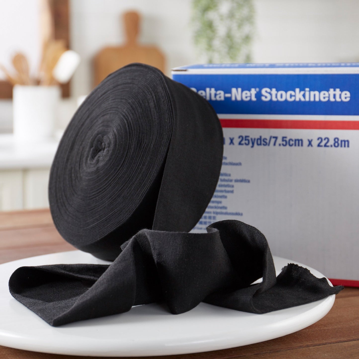 STOCKINETTE, CAST DELTA-NET TUBULAR BLK 3"