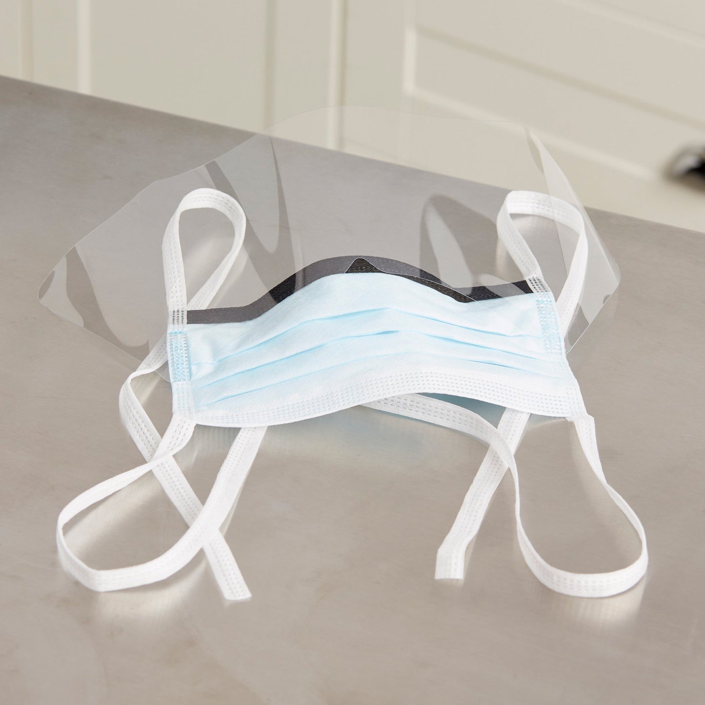 MASK, SURG W/EYESHLD TIES ASTM3 ANTIFOG
