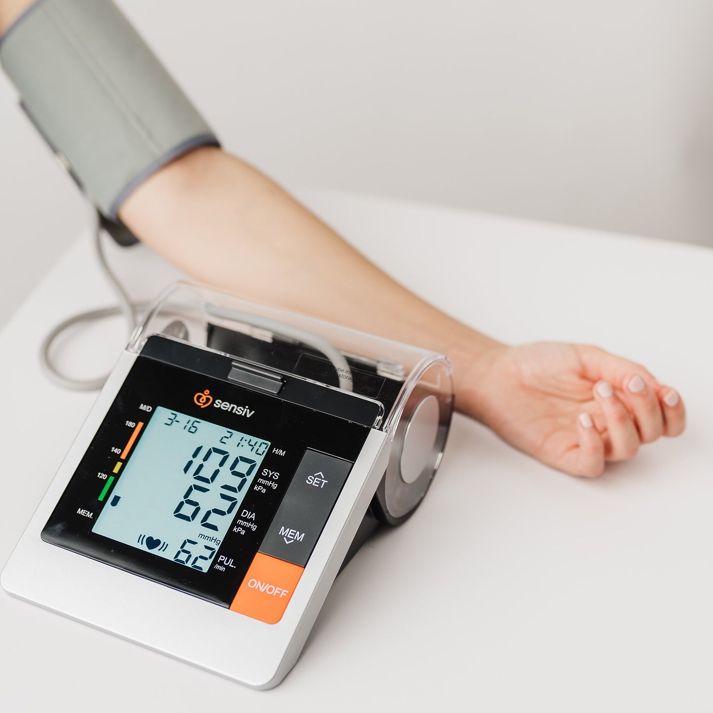 MONITOR, BP SENSIV UPPER ARM