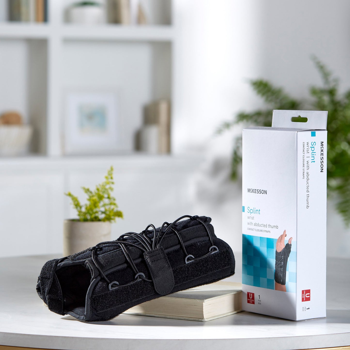 WRIST SPLINT, W/ABDUCTED THUMBLT UNIVERSAL 10"