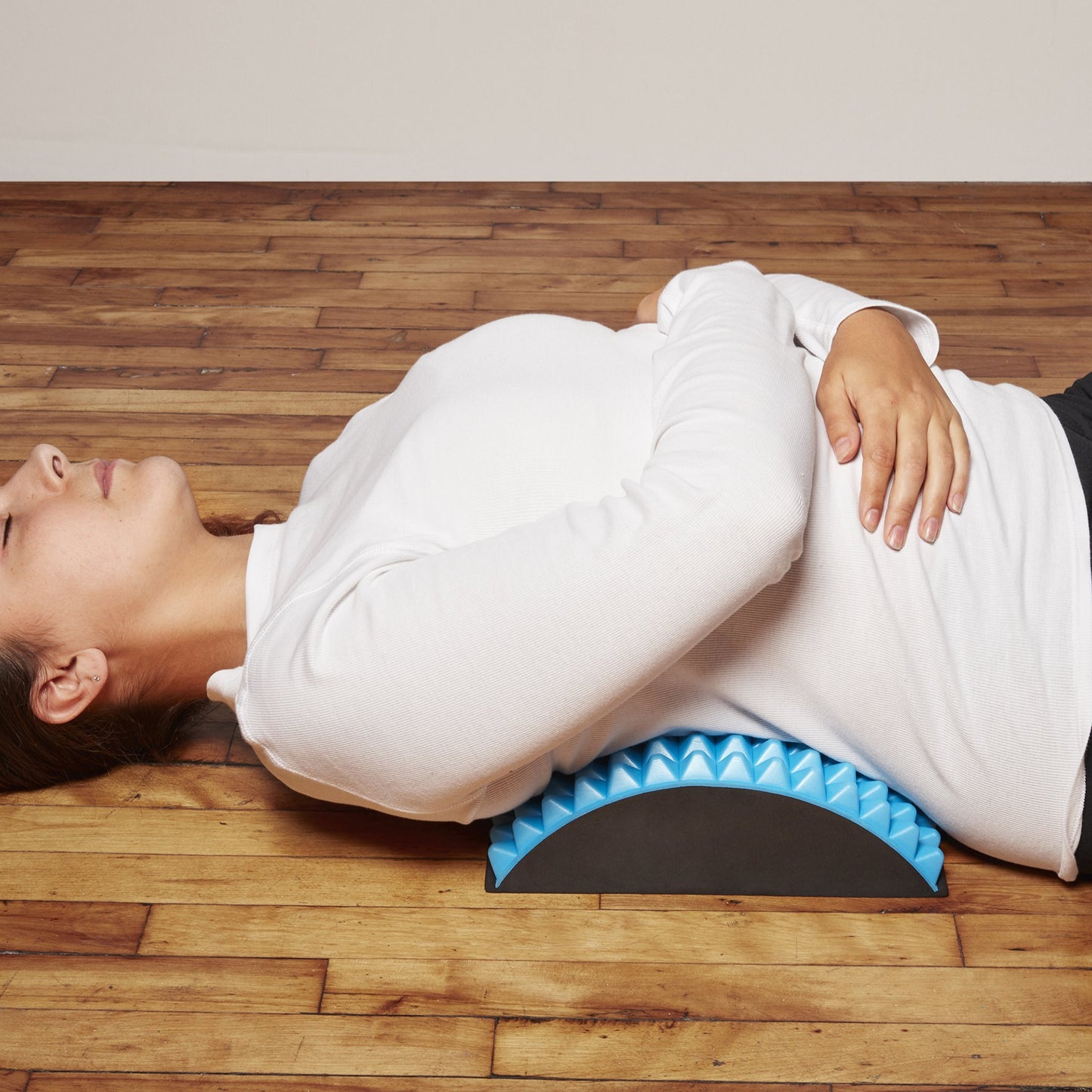 CUSHION, BACK KANJO ACUPRESSURE PAIN RELIEF